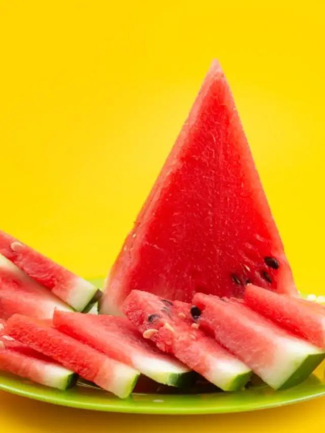 10 JUICY HEALTH BENEFITS OF WATERMELON